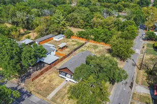1212 Earl St, Commerce, TX 75428 - Photo 3