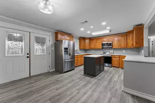 623 E Kempner St, Mabank, TX 75147 - Photo 11