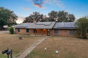 623 E Kempner St, Mabank, TX 75147 - Photo 3