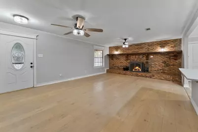 623 E Kempner Street, Mabank, TX 75147 - Photo 5