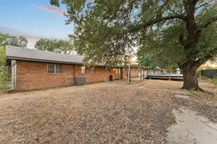 623 E Kempner St, Mabank, TX 75147 - Photo 29