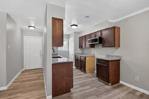 3205 Pacesetter Dr, Dallas, TX 75241 - Photo 3