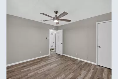 3205 Pacesetter Drive, Dallas, TX 75241 - Photo 13