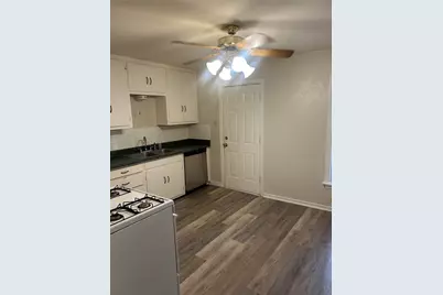 1615 N Highland Avenue, Sherman, TX 75092 - Photo 9