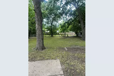 1615 N Highland Avenue, Sherman, TX 75092 - Photo 5