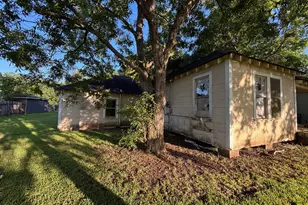 2408 19th St, Port Arthur, TX 77640 - Photo 3