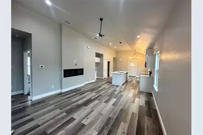 825 Edgar Street, Greenville, TX 75401 - Photo 3