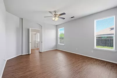 1113 Beaverwood Lane, Crowley, TX 76036 - Photo 11