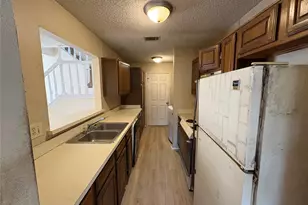 625 Manco Rd, Lewisville, TX 75067 - Photo 7
