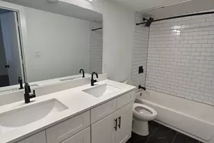 321 E 8th St, Dallas, TX 75203 - Photo 3