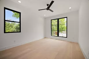 9011 Livenshire Dr, Dallas, TX 75238 - Photo 25