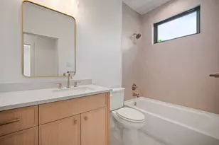 9011 Livenshire Dr, Dallas, TX 75238 - Photo 25