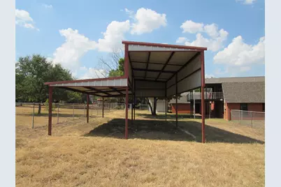 626 Friendly Oaks Drive, Bruceville, TX 76630 - Photo 23