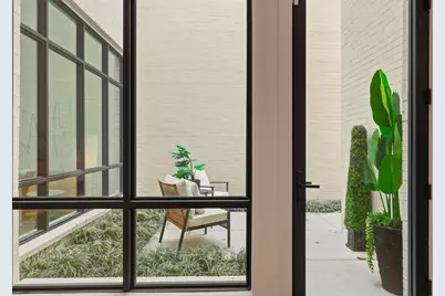610 N Oak Cliff Boulevard #305, Dallas, TX 75208 - Photo 21