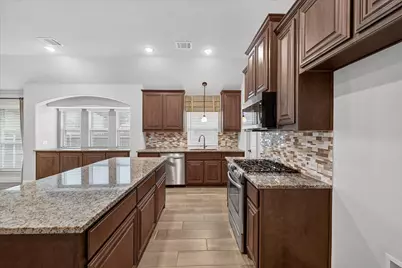 1941 Silverleaf Drive, Glenn Heights, TX 75154 - Photo 11