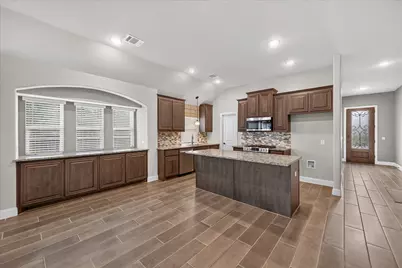 1941 Silverleaf Drive, Glenn Heights, TX 75154 - Photo 13