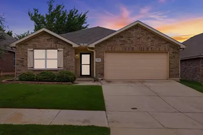 3900 Oceanview Drive, Denton, TX 76208 - Photo 1