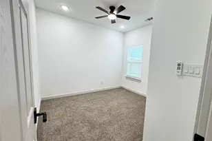 2916 Hemphill St, Greenville, TX 75401 - Photo 9