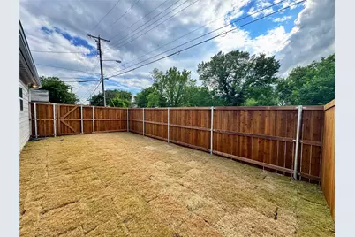 2916 Hemphill Unit#B, Greenville, TX 75401 - Photo 13