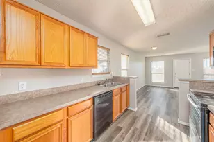 7550 Kings Tr, Fort Worth, TX 76133 - Photo 5