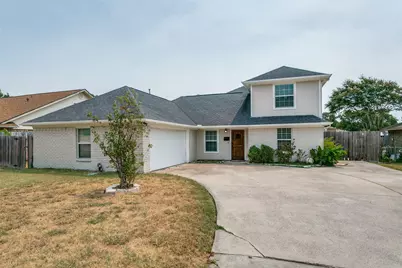2124 Brentwood Lane, Carrollton, TX 75006 - Photo 3