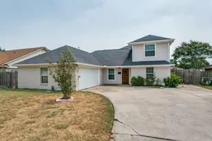 2124 Brentwood Ln, Carrollton, TX 75006 - Photo 3