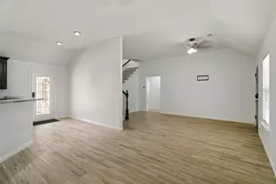 2124 Brentwood Ln, Carrollton, TX 75006 - Photo 5