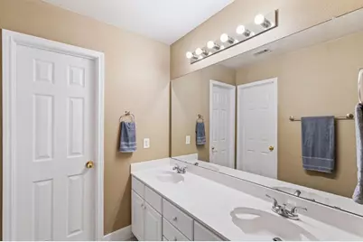 1464 Summerhill Drive, Carrollton, TX 75007 - Photo 17