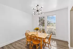 1464 Summerhill Dr, Carrollton, TX 75007 - Photo 9
