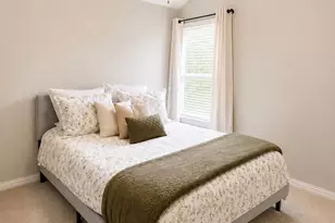 7015 Chackbay Ln, Dallas, TX 75227 - Photo 11
