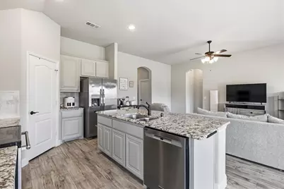 211 Nickolas Drive, Princeton, TX 75407 - Photo 7