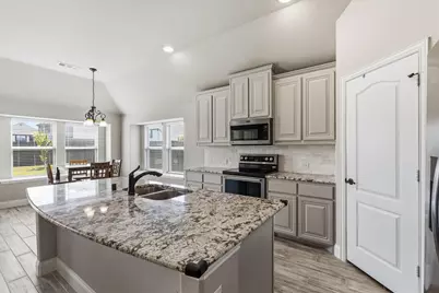 211 Nickolas Drive, Princeton, TX 75407 - Photo 9