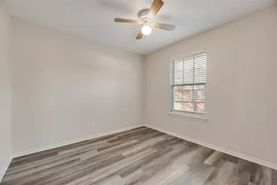1422 Westwood Drive, Lewisville, TX 75067 - Photo 11