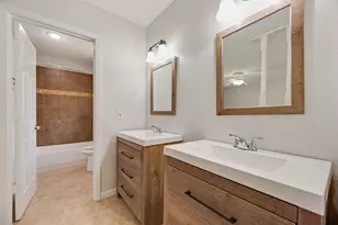 1422 Westwood Dr, Lewisville, TX 75067 - Photo 13