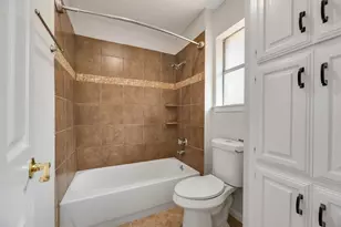 1422 Westwood Dr, Lewisville, TX 75067 - Photo 9