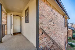 2835 Keller Springs, Carrollton, TX 75006 - Photo 3
