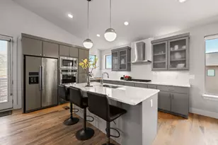 2421 N Garrett Ave, Dallas, TX 75206 - Photo 13