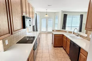 1740 Hidden Brook Dr, Grand Prairie, TX 75050 - Photo 7