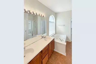 1740 Hidden Brook Drive, Grand Prairie, TX 75050 - Photo 27