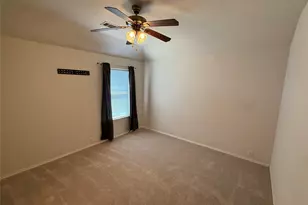 1740 Hidden Brook Dr, Grand Prairie, TX 75050 - Photo 27