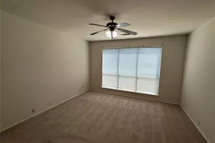 1740 Hidden Brook Dr, Grand Prairie, TX 75050 - Photo 13