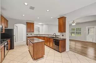 507 Moonrise Dr, Arlington, TX 76002 - Photo 9