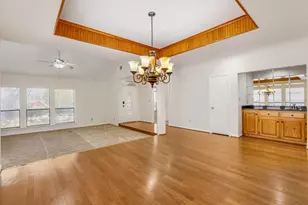 806 Royal Birkdale Dr, Garland, TX 75044 - Photo 5