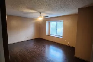 2517 Hollydale Dr, Garland, TX 75044 - Photo 5