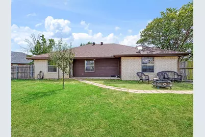625 Linda Court, Joshua, TX 76058 - Photo 17