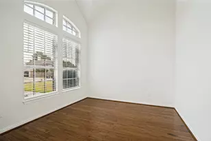 7207 Canary Ln, Sachse, TX 75048 - Photo 3