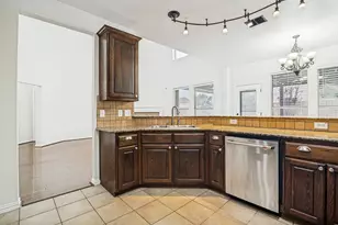7207 Canary Ln, Sachse, TX 75048 - Photo 9