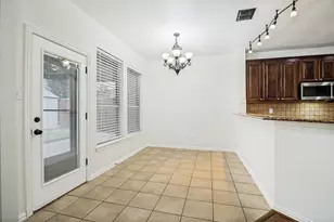 7207 Canary Ln, Sachse, TX 75048 - Photo 7