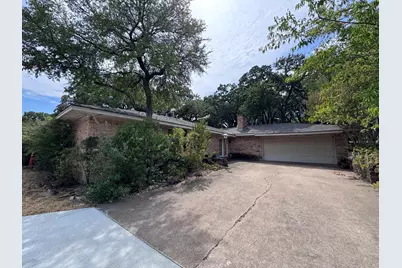 806 Sharpshire Street, Grand Prairie, TX 75050 - Photo 3