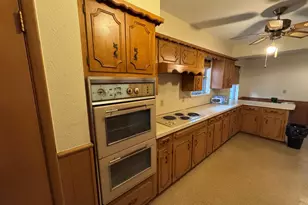 806 Sharpshire St, Grand Prairie, TX 75050 - Photo 13